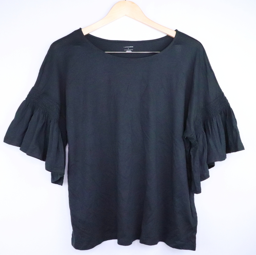 14th & Union | Black Synched Bell Sleeve Relaxed T